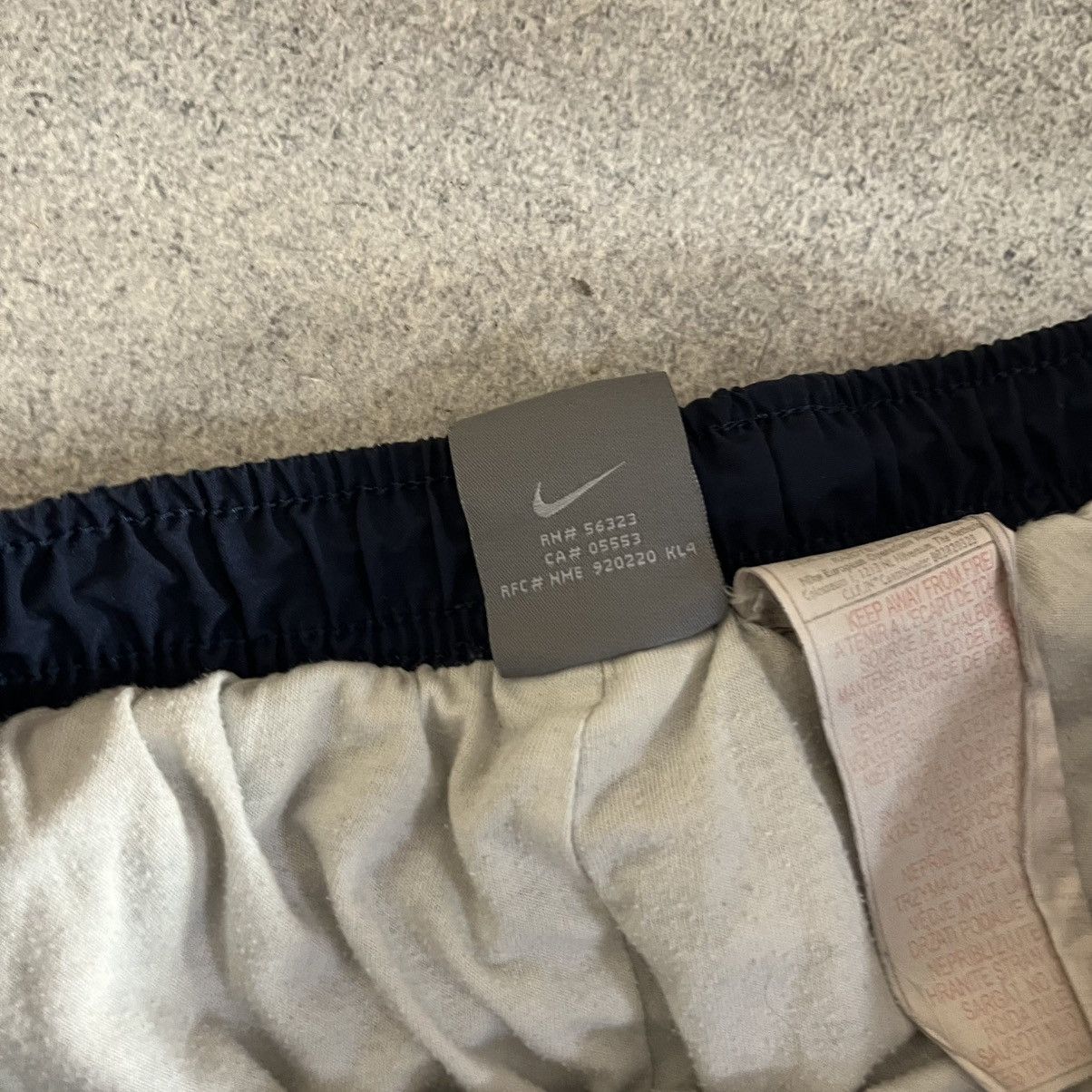 Nike 00s Vintage Nike Pants Nylon Rare Swoosh Drill Size US 34 / EU 50 - 7 Thumbnail