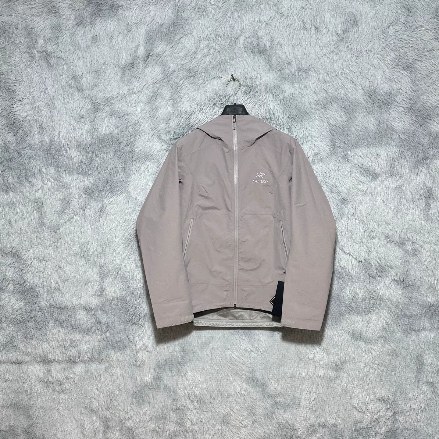 Arc'teryx Arcteryx Zeta SL Jacket in Light Purple Size US L / EU 52-54 / 3 - 1 Thumbnail