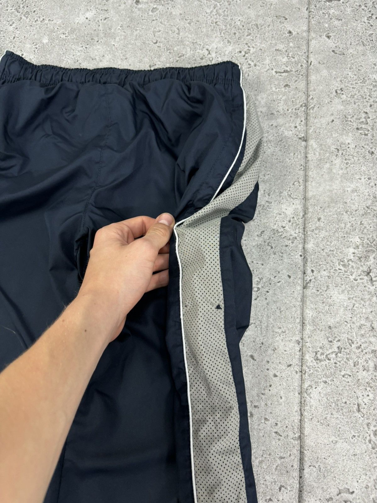 Nike × Vintage Crazy Vintage Y2K/2000s Baggy Nike Track Pants Hip Hop Size US 32 / EU 48 - 6 Thumbnail
