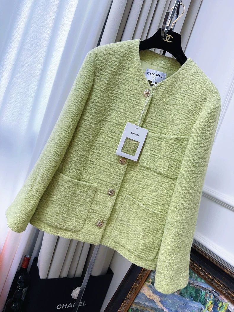 Chanel Chanel 20k equestrian series popular avocado coat Size XS / US 0-2 / IT 36-38 - 1 Thumbnail