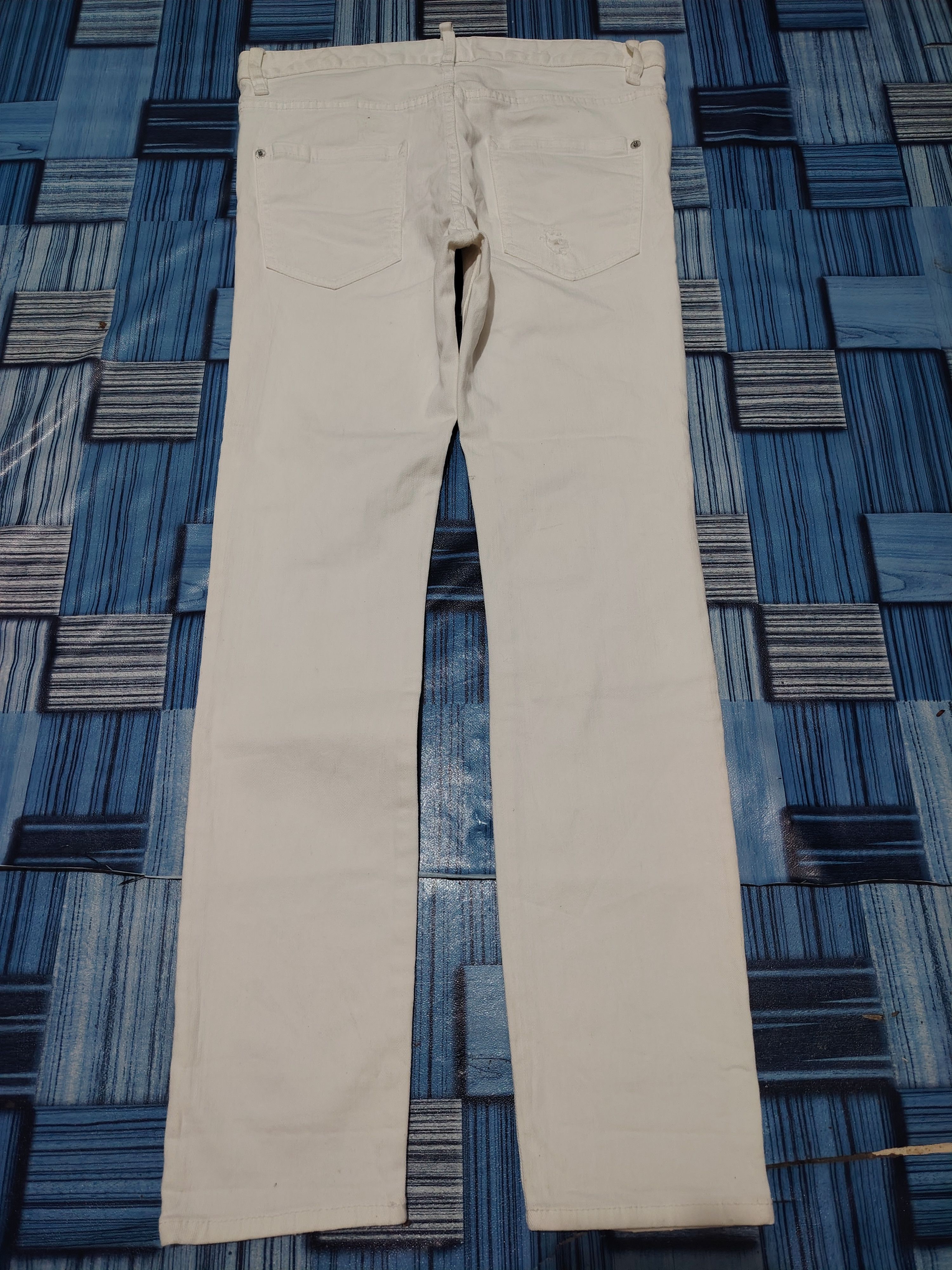 Dsquared2 Dsquared2 Skinny Jeans Size US 31 - 10 Thumbnail