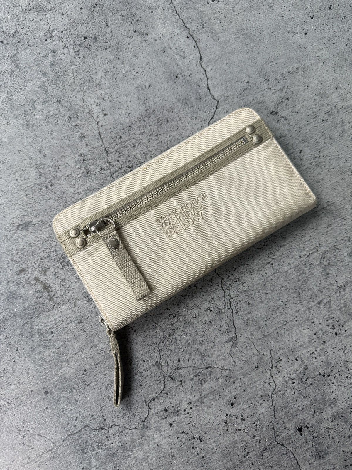 Japanese Brand George Gina & Lucy wallet GGL Postman carabine pockets Size ONE SIZE - 2 Thumbnail