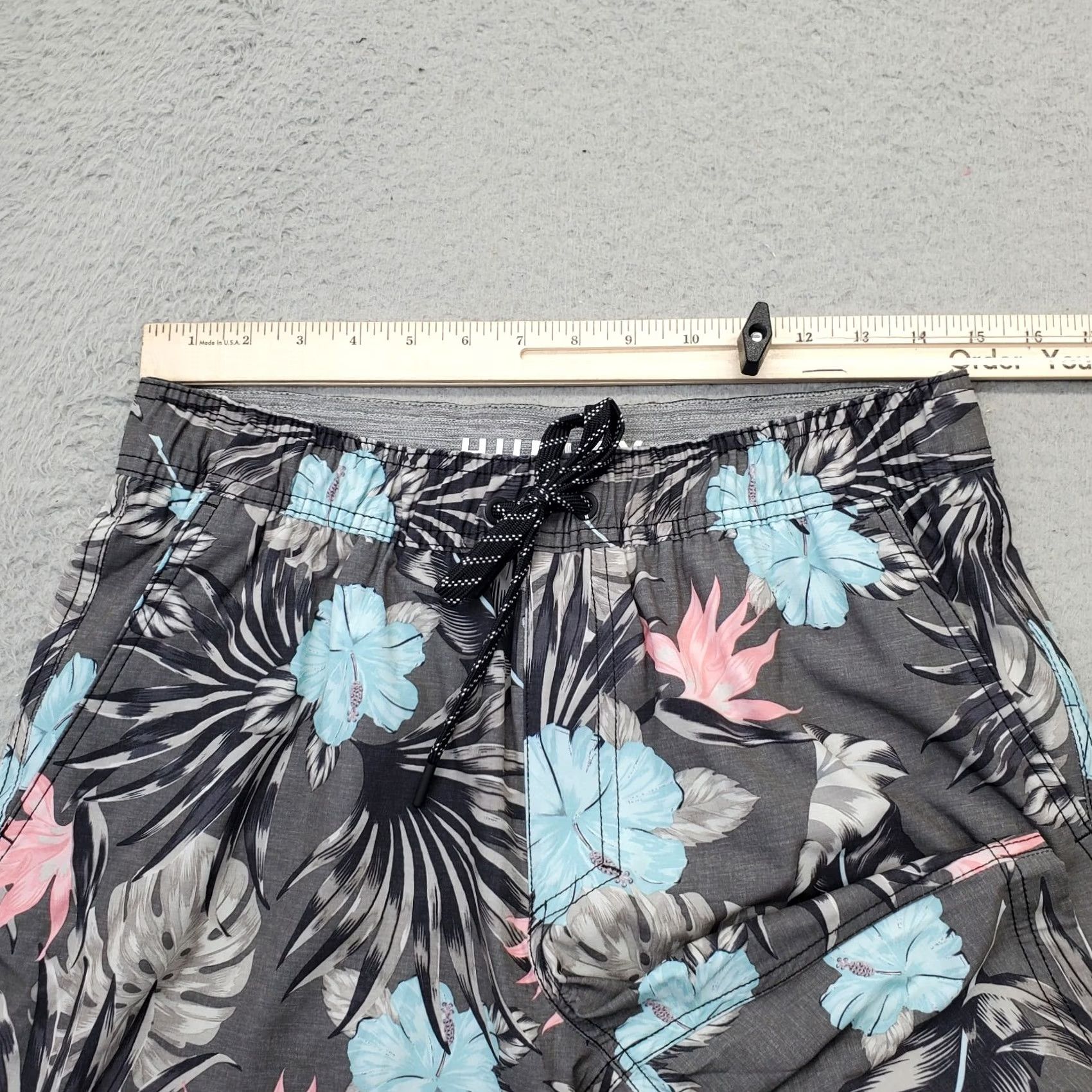 Hurley Hurley Board Shorts Mens M Multicolor Hawaiian Polyester Stretch Pockets Size US 31 - 5 Thumbnail