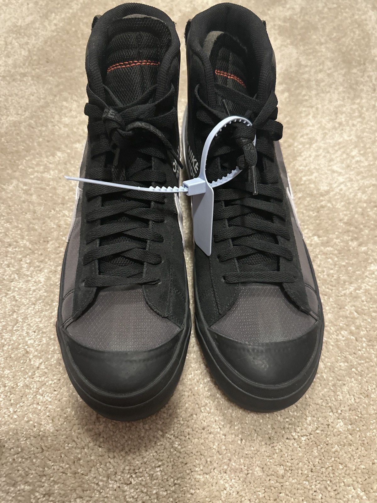 Nike × Off-White Nike x Off-White Grim Reaper Blazer Mid Size US 12 / EU 45 - 2 Thumbnail