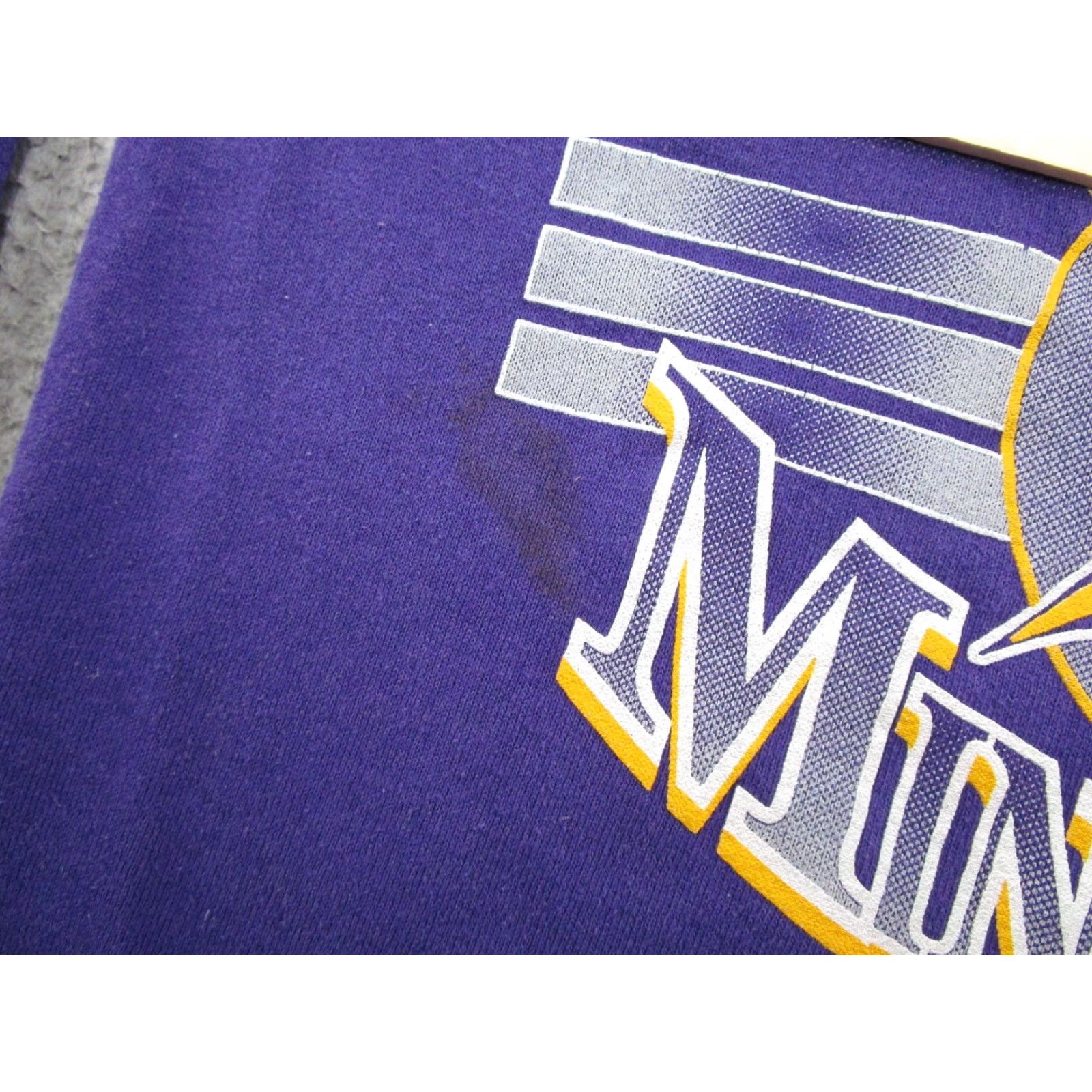 NFL Vintage Minnesota Vikings Graphic Crewneck Sweatshirt Size M NFL Spectator Men Size US M / EU 48-50 / 2 - 7 Thumbnail