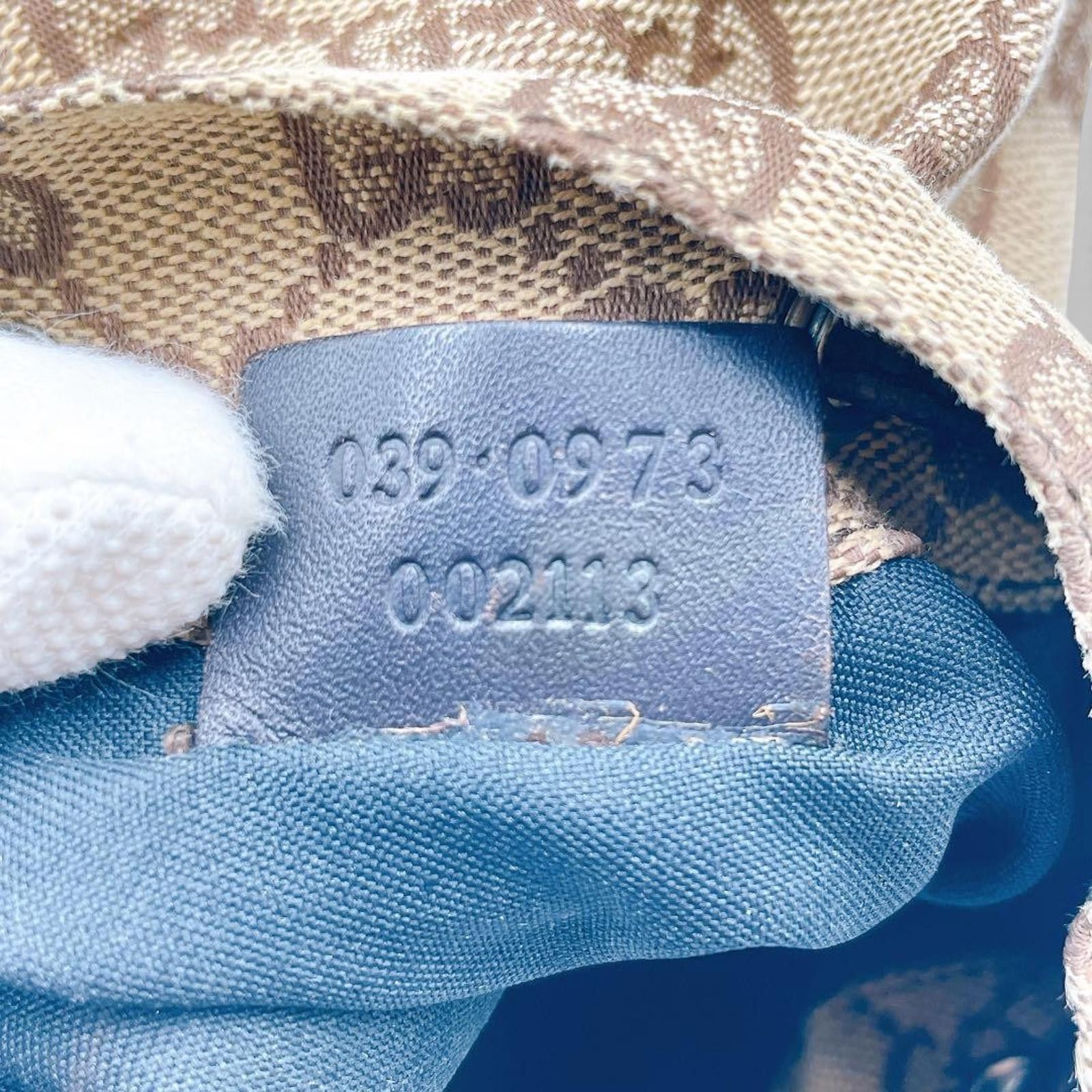 Gucci Gucci - Vintage GG Canvas Drawstring Bucket Bag Size ONE SIZE - 6 Thumbnail