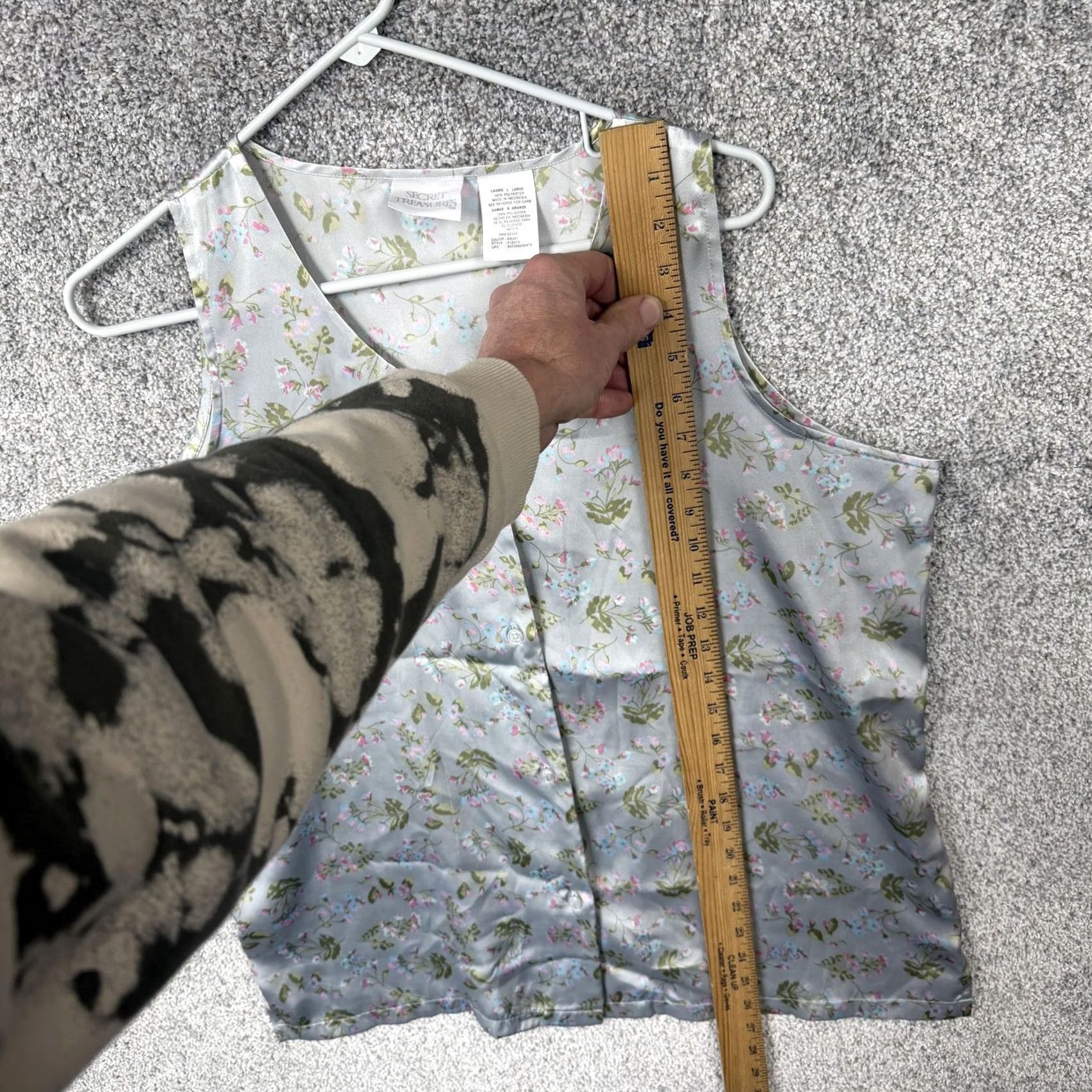Vintage VINTAGE Secret Treasures Pajama Set Satin Camisole Top & Shorts Floral Gray L Women Size ONE SIZE - 3 Thumbnail