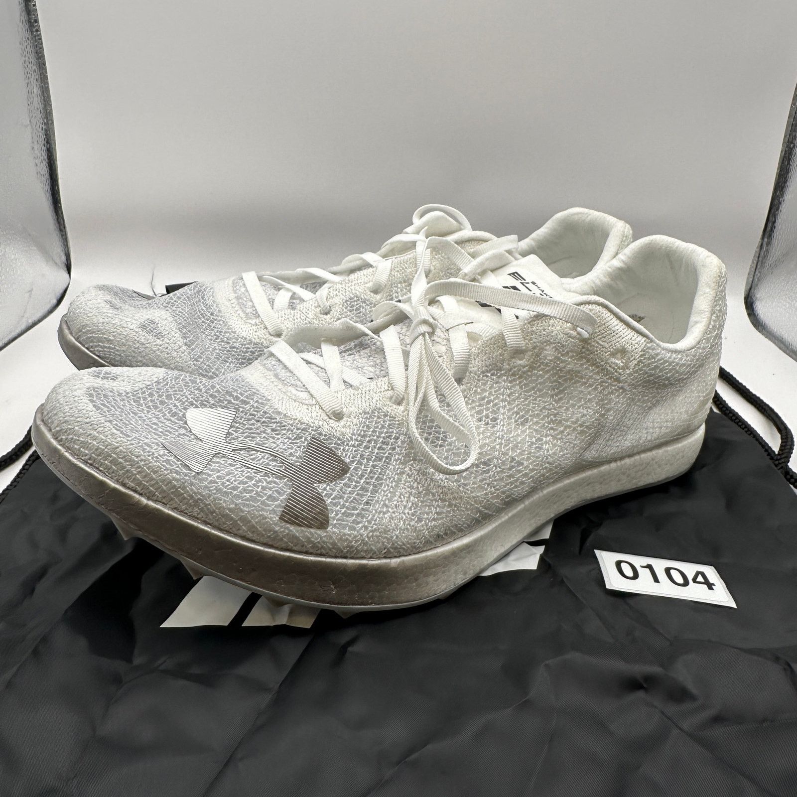 Under Armour UNDER ARMOUR Mens 11.5 Shakedown Elite Track Wht Halo Grey Size US 11.5 / EU 44-45 - 1 Thumbnail