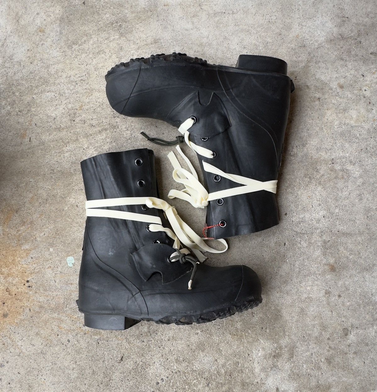 1970s/80s Vintage Rubber Bunny / Mickey Boots