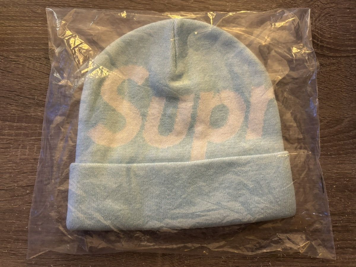 Supreme Supreme Big Logo Beanie FW25 Light Blue Size ONE SIZE - 1 Thumbnail