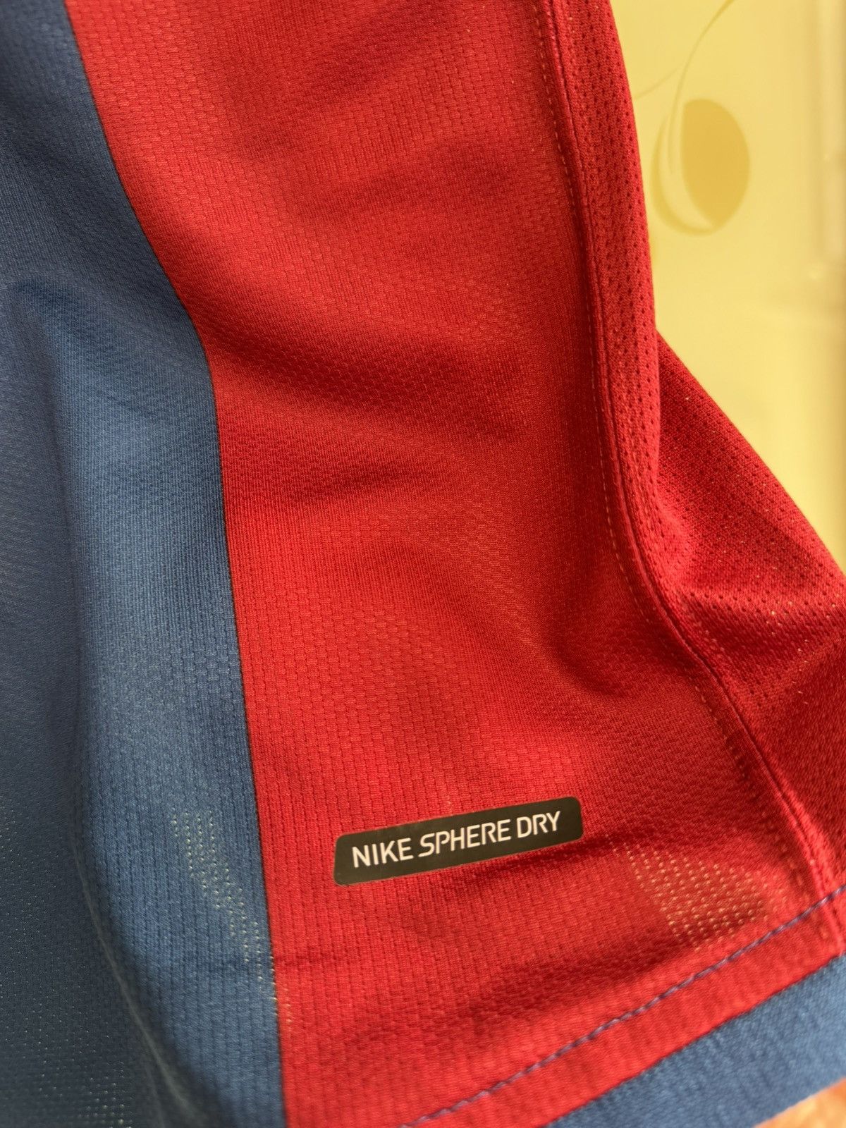 Nike Vintage Barcelona 2006-2007 Home Soccer Jersey Football Kit Size US M / EU 48-50 / 2 - 9 Thumbnail