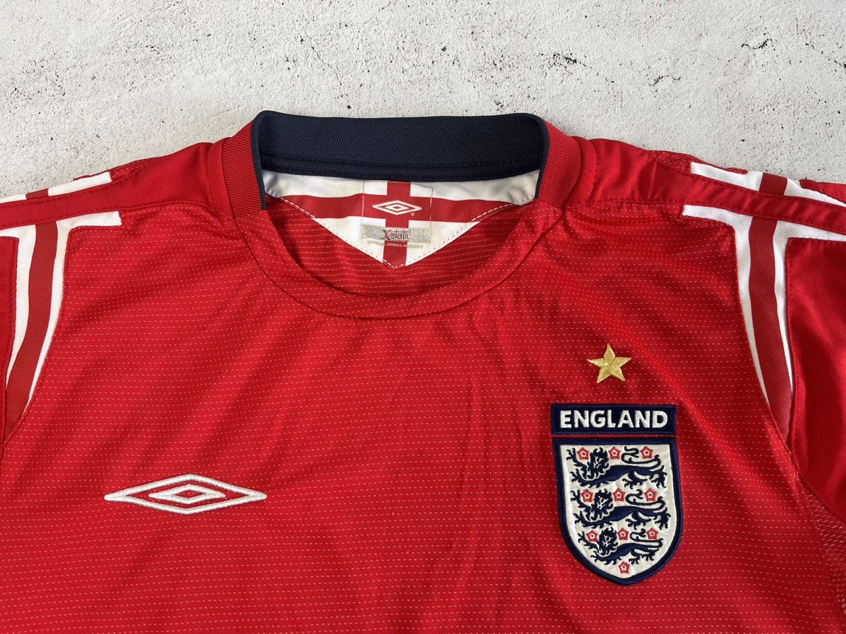 Umbro × Vintage ENGLAND NATIONALS 2004/2006 AWAY FOOTBAL SOCCER JERSEY UMBRO Size US S / EU 44-46 / 1 - 4 Thumbnail