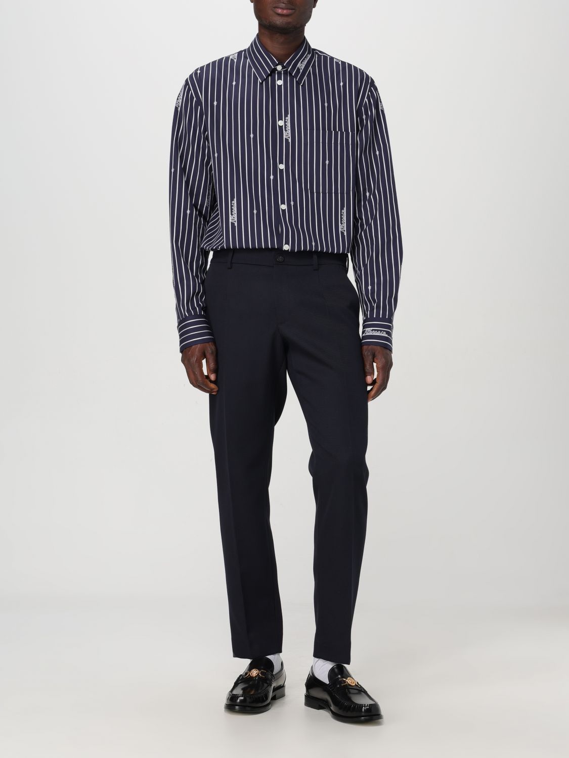 Versace o1y0525 Logo Striped Shirt in Midnight Blue Size US L / EU 52-54 / 3 - 5 Thumbnail