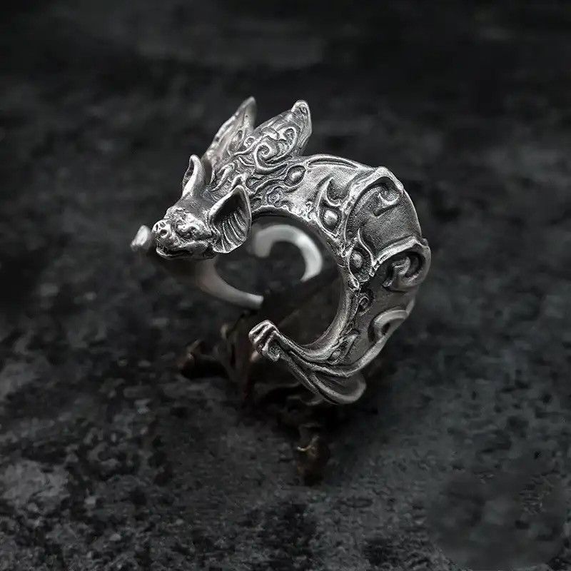 Jewelry × Vintage Vintage Relief Pipistrellus Flapping Bats Ring Size ONE SIZE - 2 Thumbnail