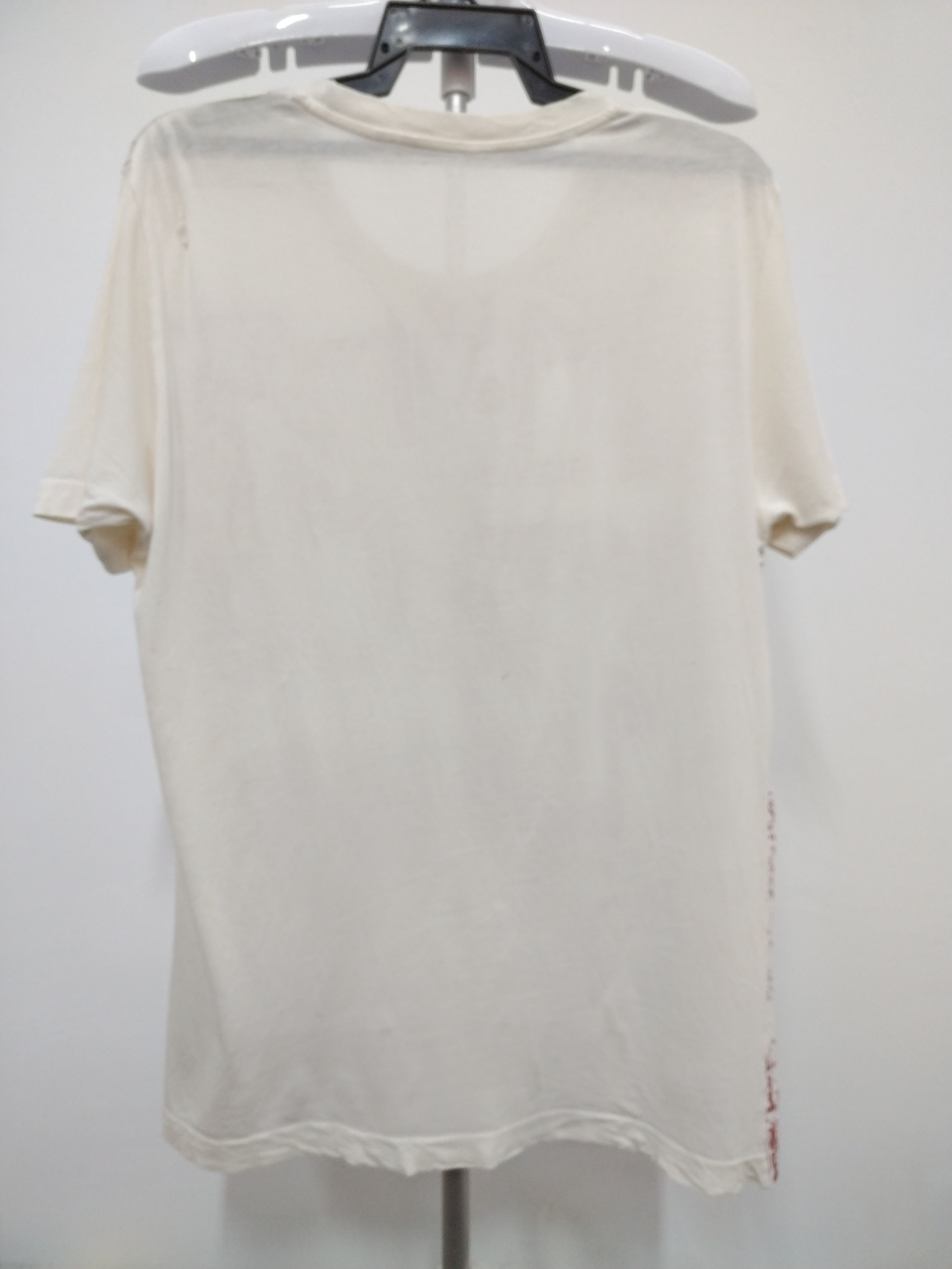 Art Comes First 🎉🌹 AWESOME Distressed MTV Music television Uniqlo T SHIRT Size US L / EU 52-54 / 3 - 2 Thumbnail