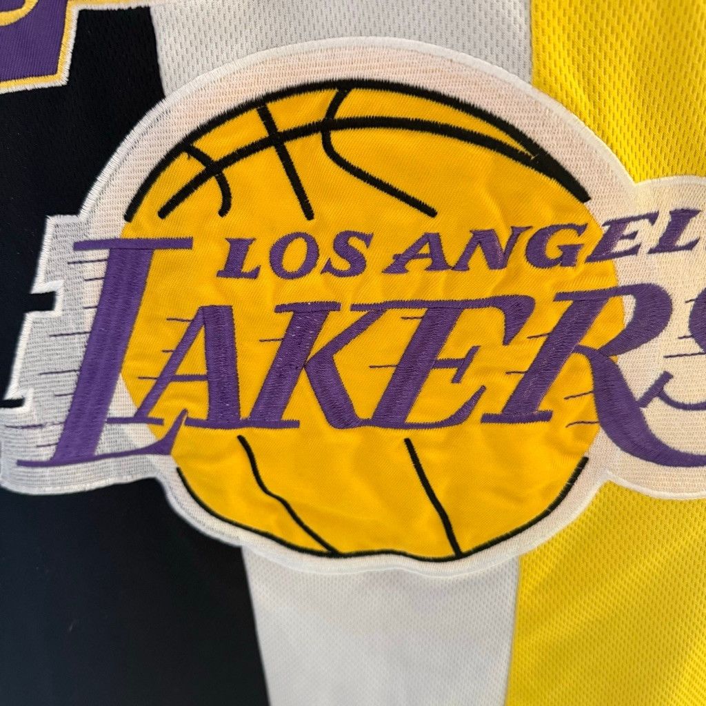 NBA NBA Lakers 3D logo basketball jersey shirt black yellow L Size US L / EU 52-54 / 3 - 6 Thumbnail