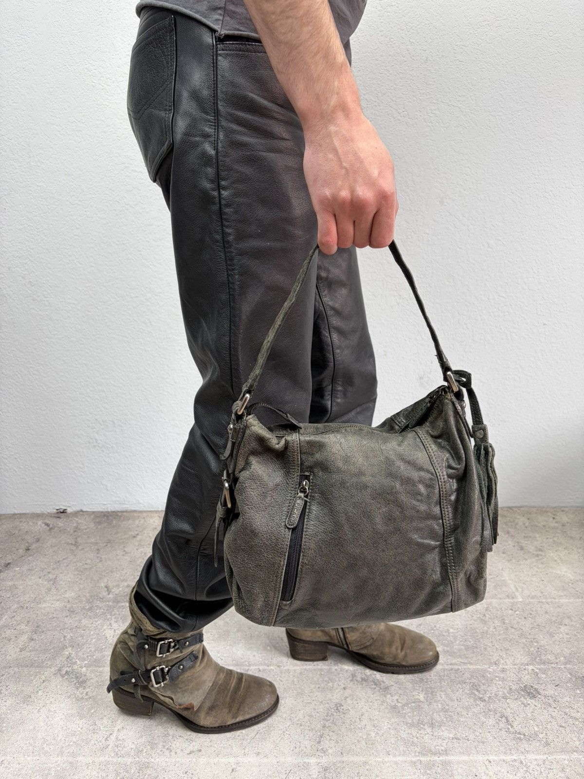 Hedi Slimane Distressed Leather Shoulder Bag Olive Vintage Slouchy Hobo Size ONE SIZE - 1 Thumbnail