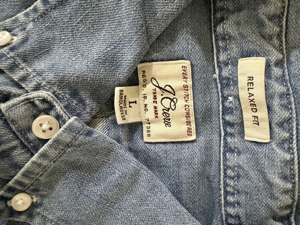 J.Crew J.Crew Denim Button-Down Shirt BC997 (NWT) Size US L / EU 52-54 / 3 - 3 Thumbnail