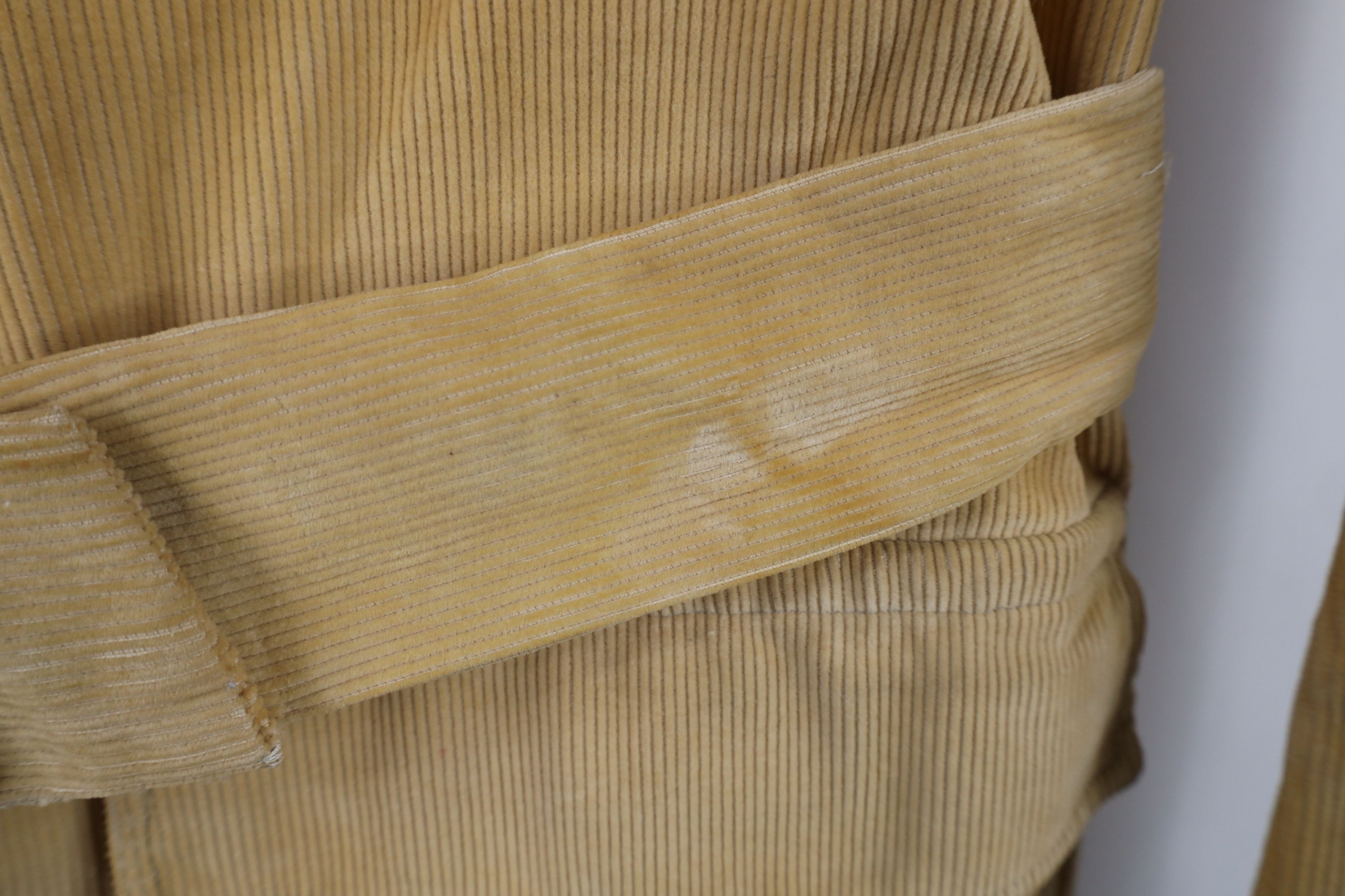 Vintage Vintage 70s Streetwear Belted Corduroy Trench Coat Jacket Size US S / EU 44-46 / 1 - 4 Thumbnail