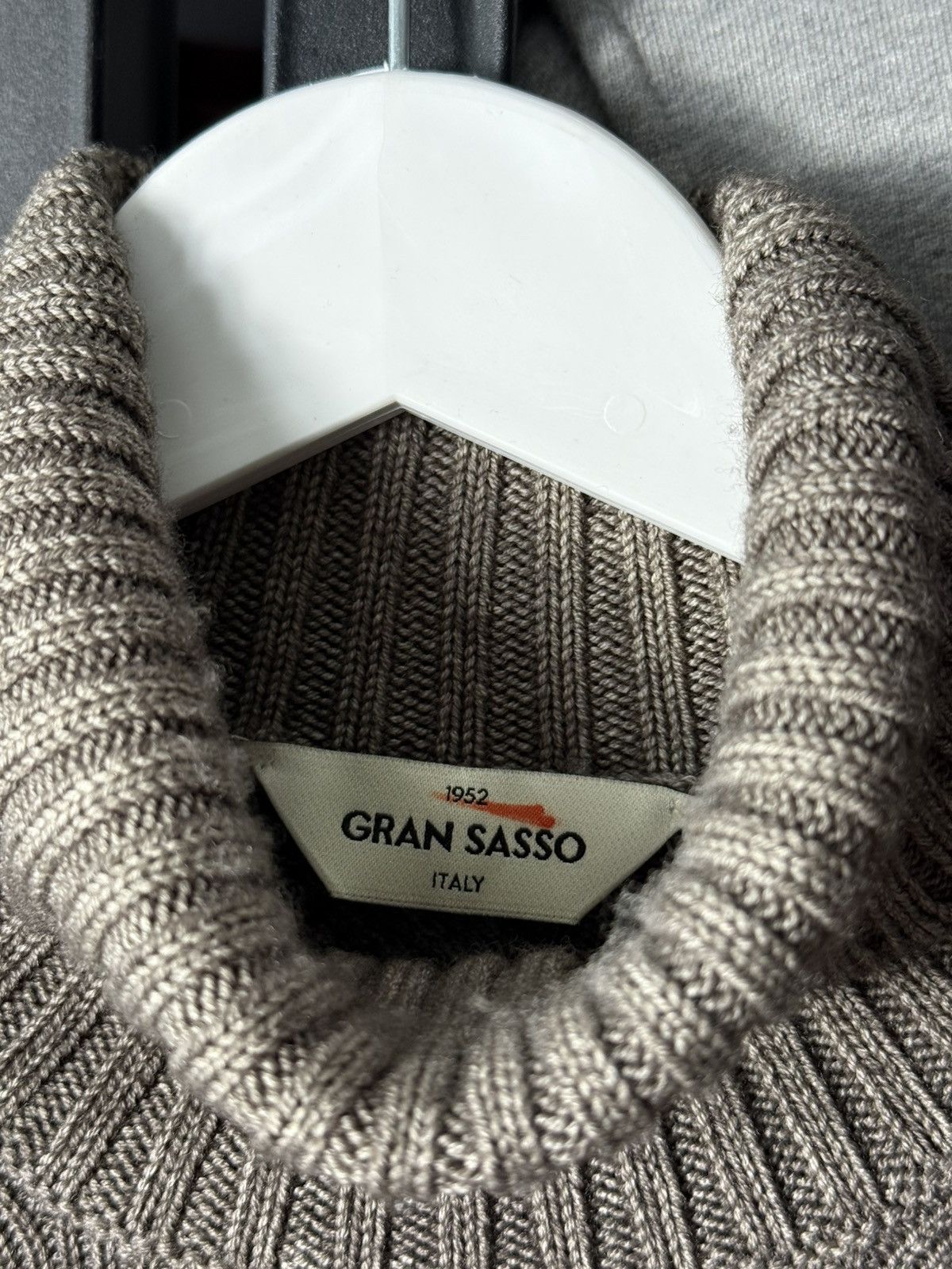 Gran Sasso Gran Sasso Italy Wool Turtleneck Sweater Brown Cable Knit Size US M / EU 48-50 / 2 - 8 Thumbnail