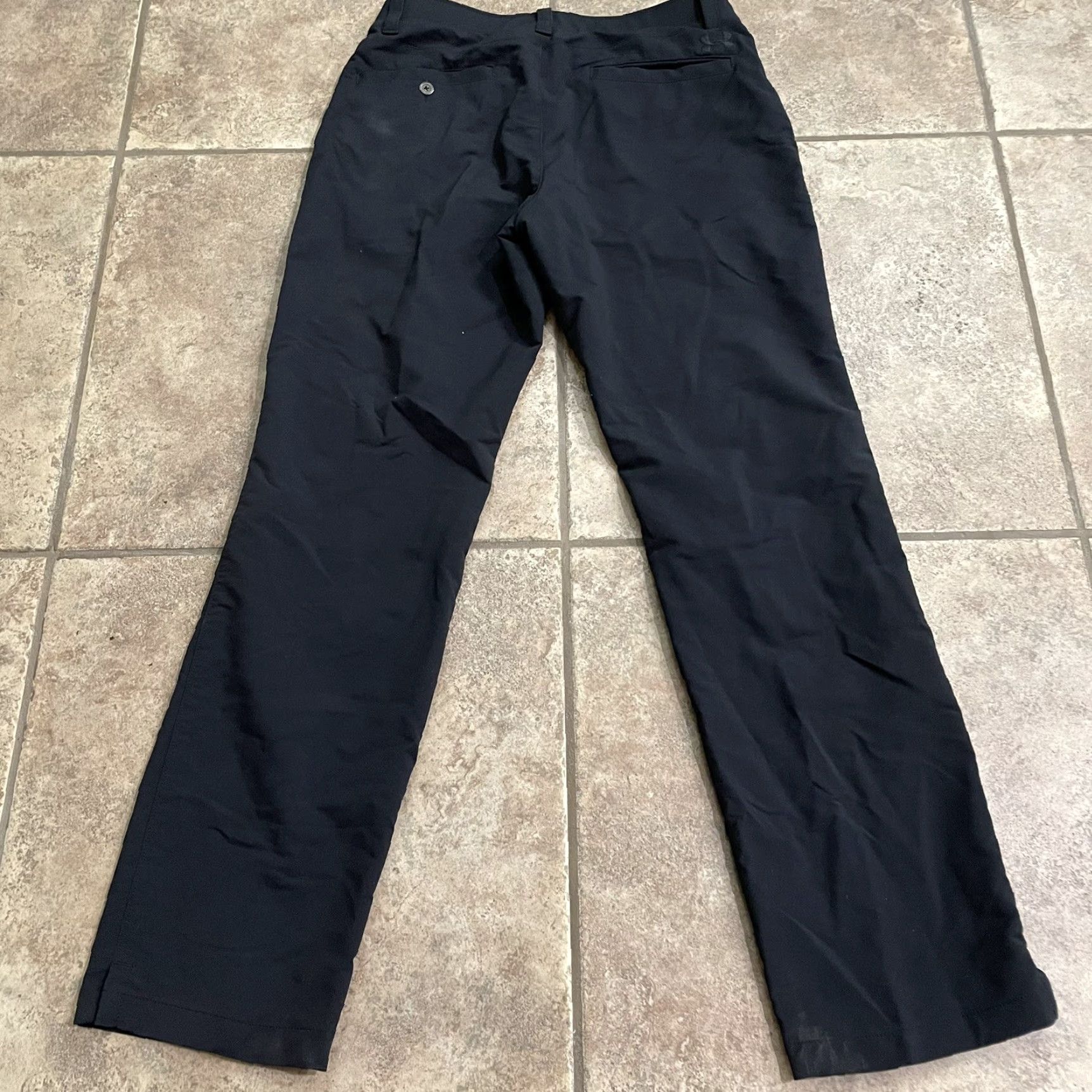 Vintage VINTAGE? Wait; no. Under Armour Nylon Blend Black Athletic Pants Men Regular 32x32 Inseam 32 Golf Style Mens Black Nylon Blend Athletic Pants Size US 32 / EU 48 - 5 Thumbnail