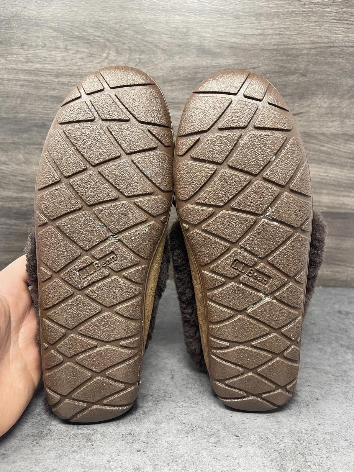 L.L. Bean LL Bean Wicked Good Moccasin Slippers Womens Size 8 Brown Size US 8 / IT 38 - 8 Thumbnail
