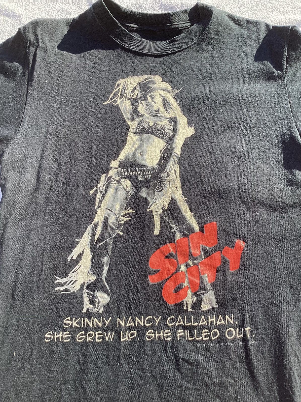 Other Vintage 05 Sin City skinny Nancy Callahan music/tour T-shirt Size US L / EU 52-54 / 3 - 2 Thumbnail