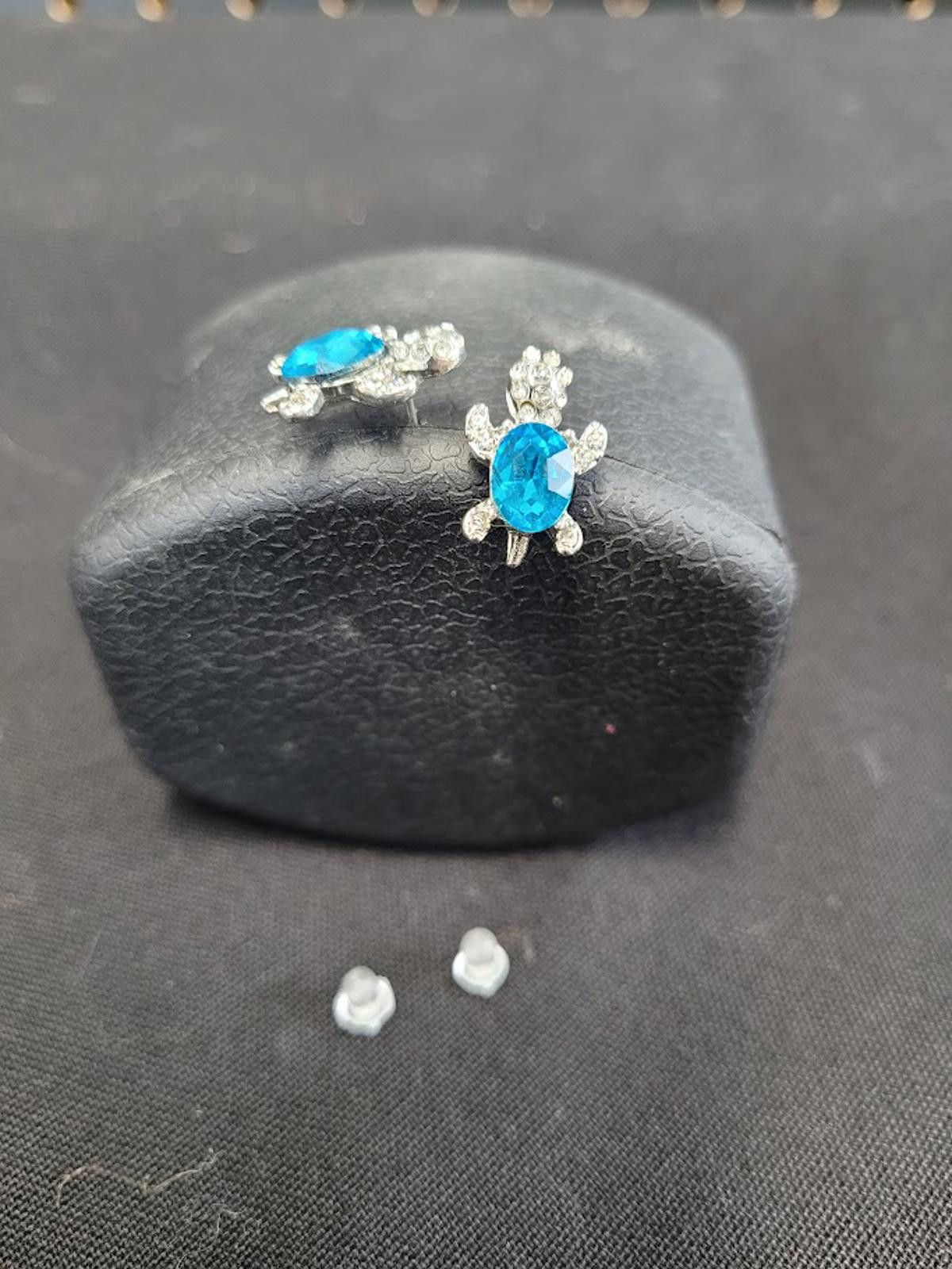 The Unbranded Brand Sparkling Turtle Earrings - Light Blue Size ONE SIZE - 1 Thumbnail