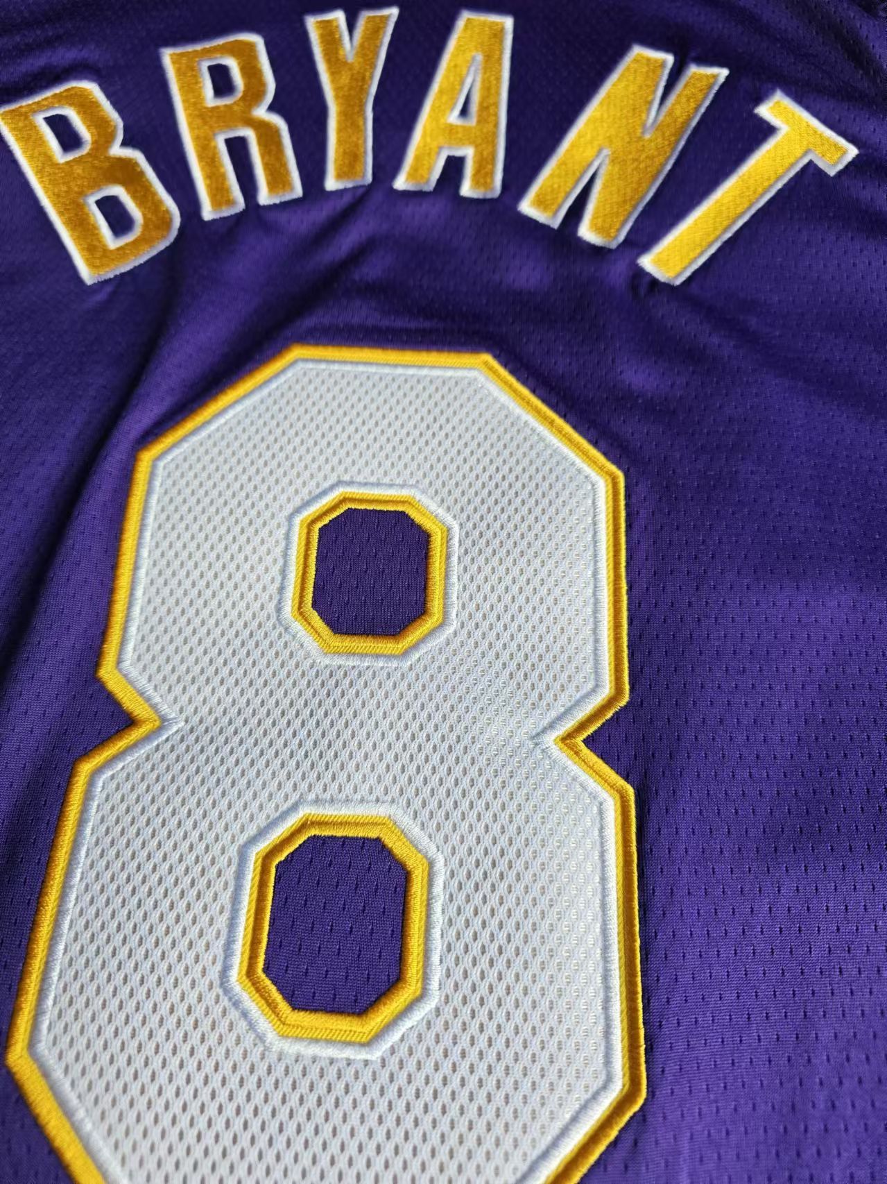 NBA 2001 02 Lakers #8 Kobe Bryant Jersey Size US XL / EU 56 / 4 - 4 Thumbnail