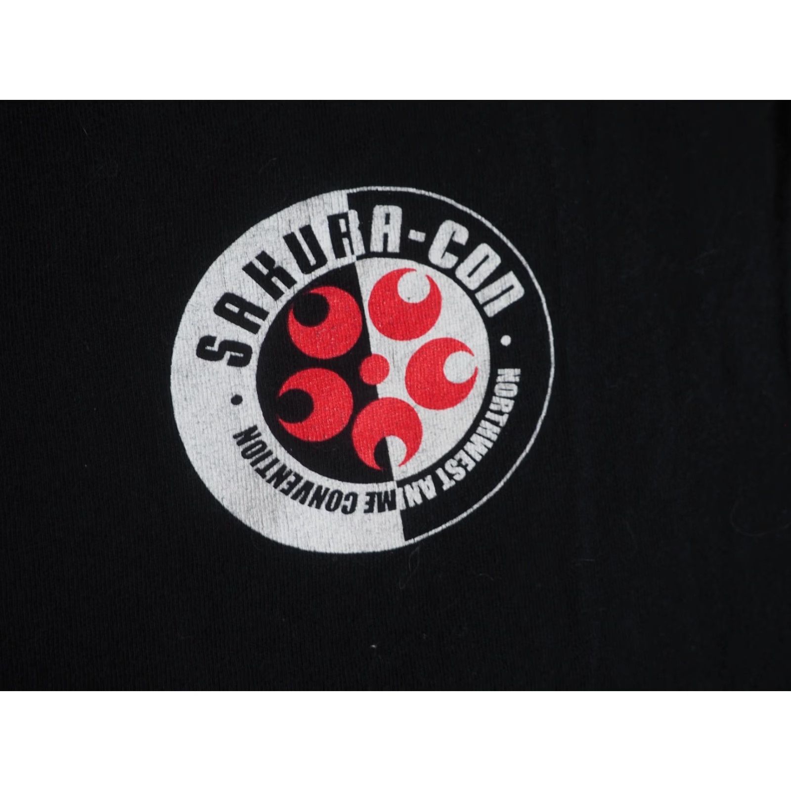 Gildan Y2k Gildan Sakura Con 2014 Anime Manga Staff Black Tee T-Shirt Mens M Size US M / EU 48-50 / 2 - 6 Thumbnail