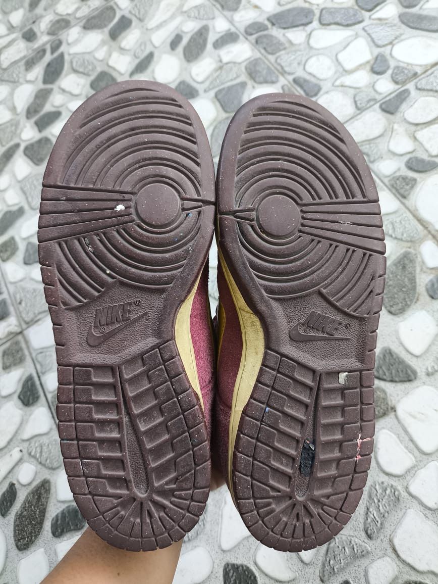 Nike SB Dunk Low Anchorman Size US 9 / EU 42 - 2 Thumbnail