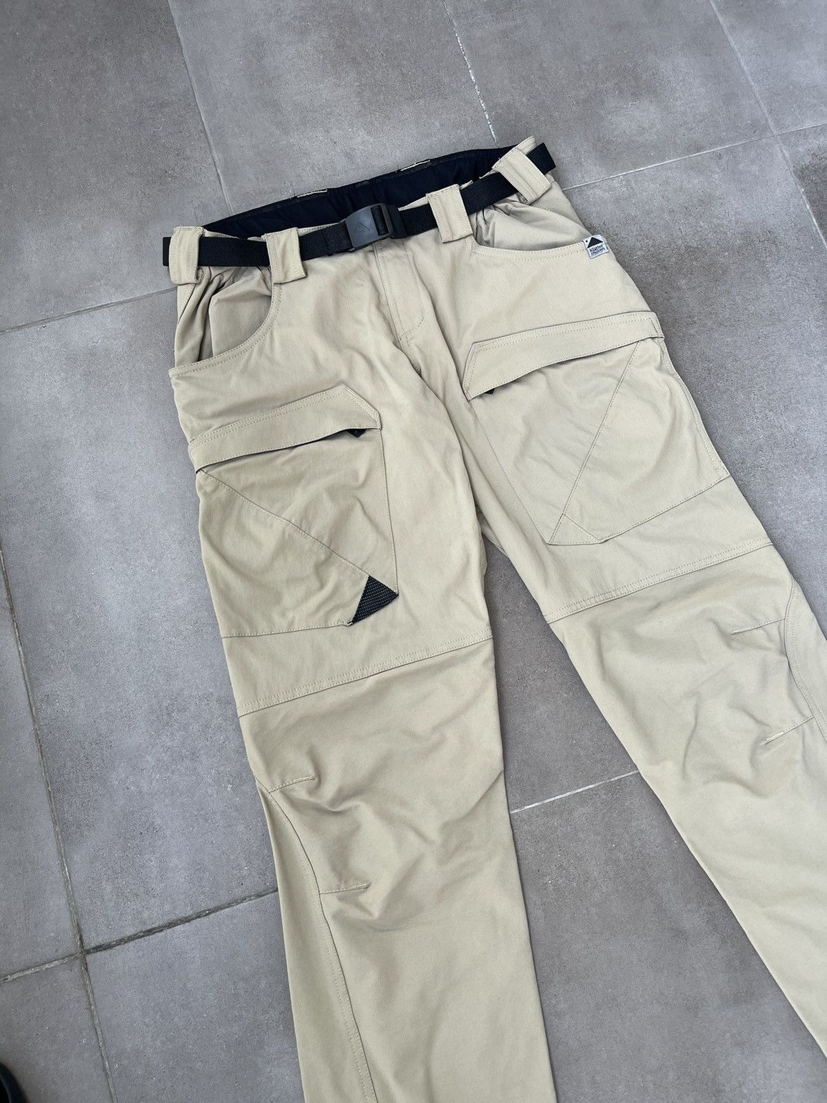 Klattermusen Klattermusen Gere Technical Beige Hiking Cargo Pants Size 32" / US 10 / IT 46 - 11 Thumbnail