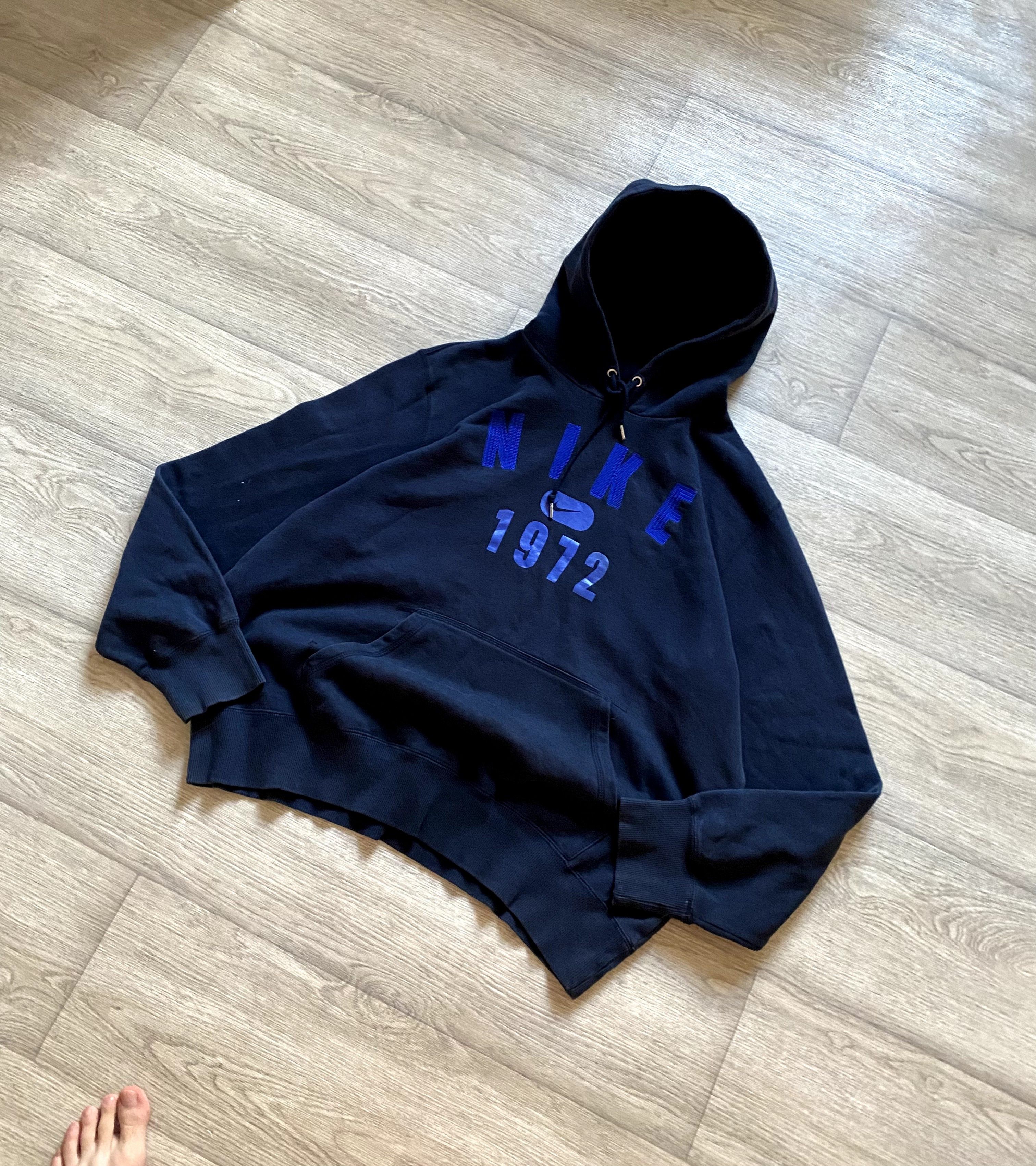 Nike Vintage Nike Spell Out Center Logo Swoosh Navy Hoodie Size US XL / EU 56 / 4 - 2 Thumbnail
