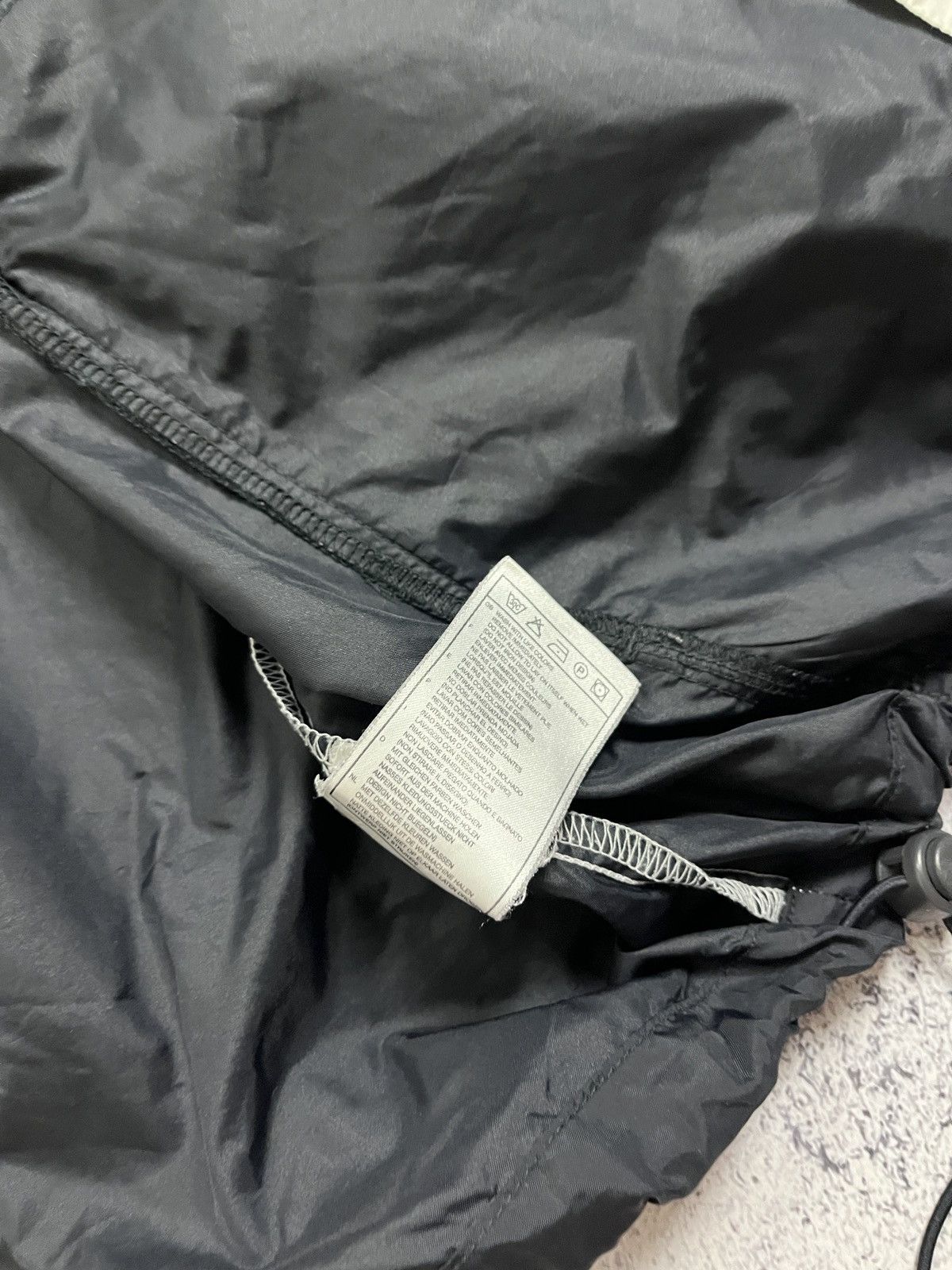 Nike × Vintage Vintage 90’s Nike Nylon Track Jacket Drill Mini Swoosh Y2k Size US L / EU 52-54 / 3 - 18 Thumbnail
