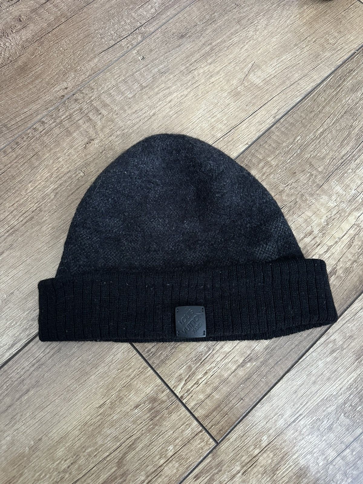 Louis Vuitton Louis Vuitton Italy Beanie Hat Size ONE SIZE - 2 Thumbnail