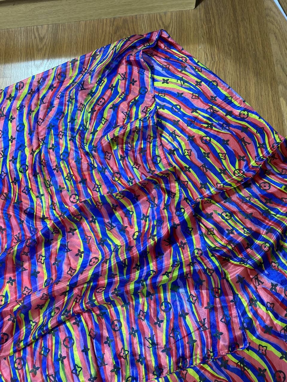 Louis Vuitton Louis Vuitton Multicolor Monogram Scarf Size ONE SIZE - 8 Thumbnail