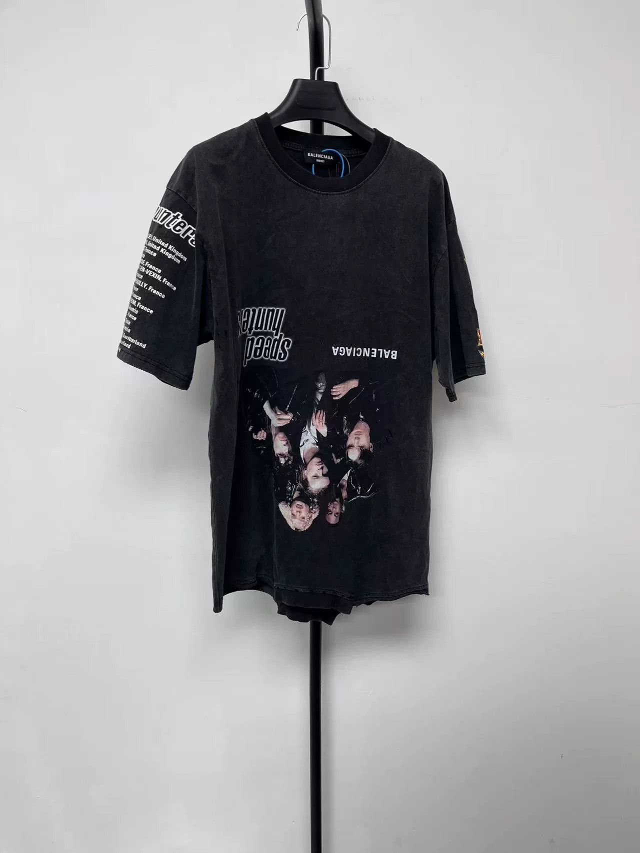 Balenciaga Balenciaga Logo Hunter Graphic Short Sleeve T-Shirt Size US M / EU 48-50 / 2 - 1 Thumbnail