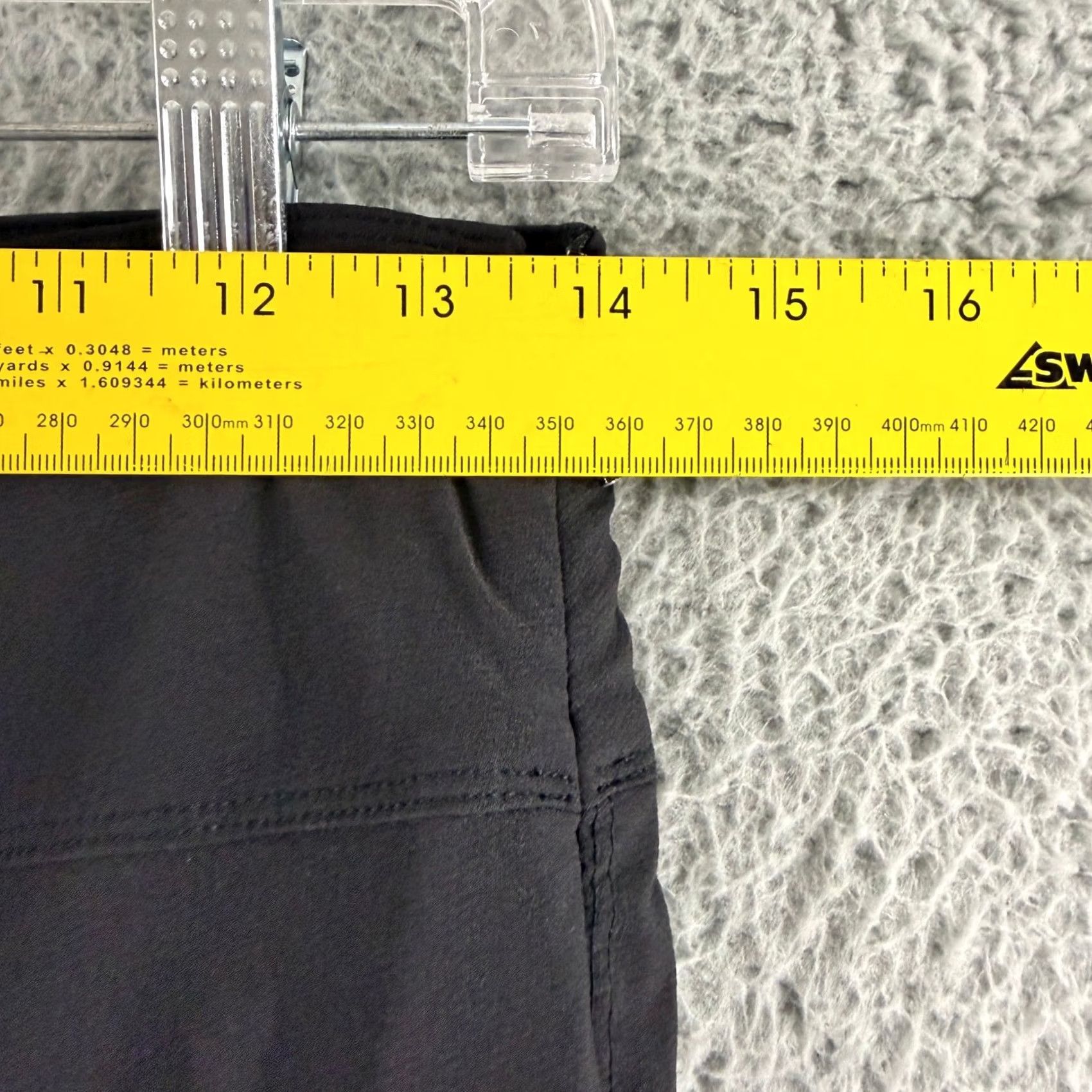 Athleta VINTAGE: No — (Note: The user asked to output only the rearranged title.) Size 28" / US 6 / IT 42 - 4 Thumbnail