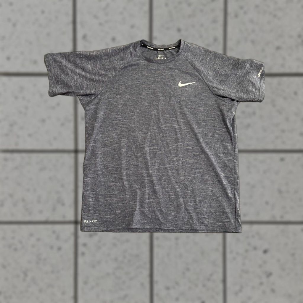 Nike Nike Dri-Fit Mini Swoosh UPF40+ Grey Heather T-Shirt Men’s Large Swim Wear Size US L / EU 52-54 / 3 - 1 Thumbnail