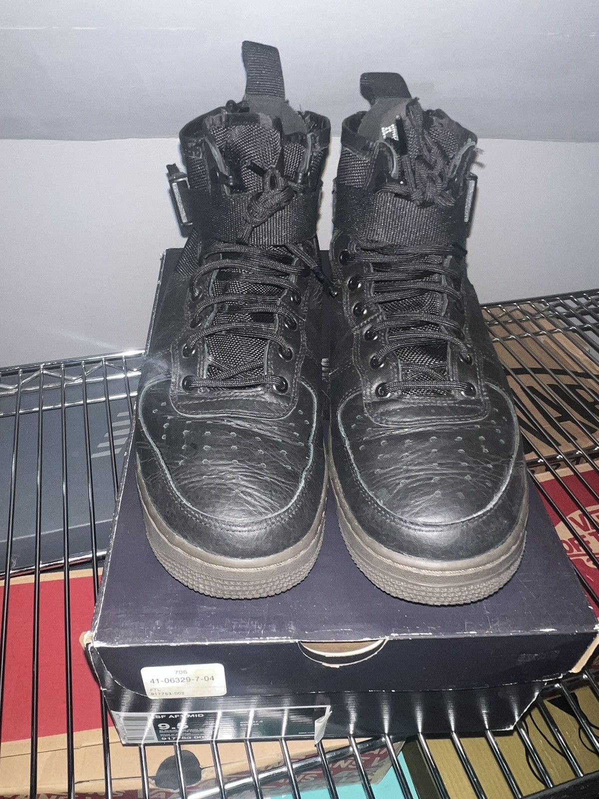 Nike SF Air Force 1 Mid Hazel Size US 9.5 / EU 42-43 - 3 Thumbnail