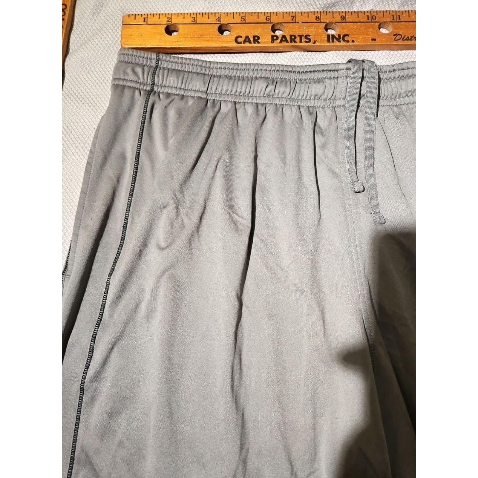 Under Armour Under Armour Shorts Mens XL Gray Loose Basketball Athletic Casual Active Pant Size US 36 / EU 52 - 3 Thumbnail