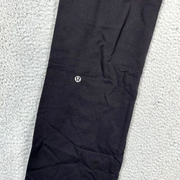 Lululemon Lululemon Athletica Flared Hiking Pant Womens 6 Reg Black Floral Stretch Outdoor Pants Athletic Womens 6 Reg Black Size 28" / US 6 / IT 42 - 7 Thumbnail