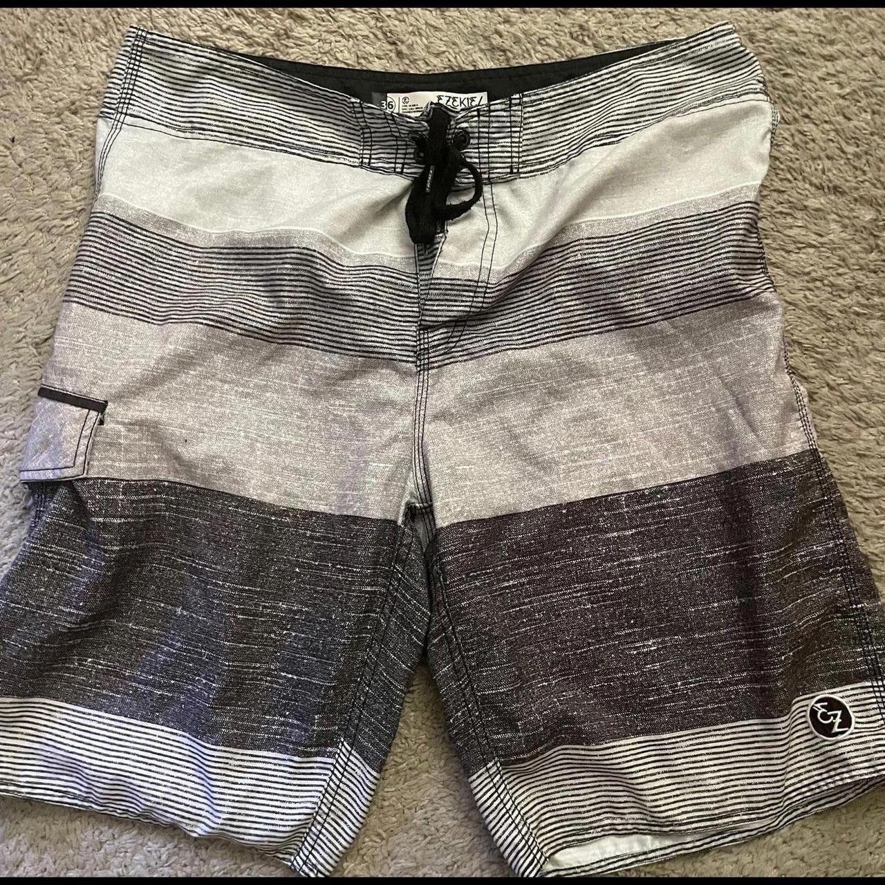 Designer Pre Own Mens Ezekiel Swimming Size US 30 / EU 46 - 1 Thumbnail