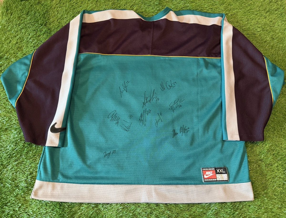 Nike Team Nike Anaheim Mighty Ducks Jersey Team Autographed 90s Size US XXL / EU 58 / 5 - 6 Thumbnail