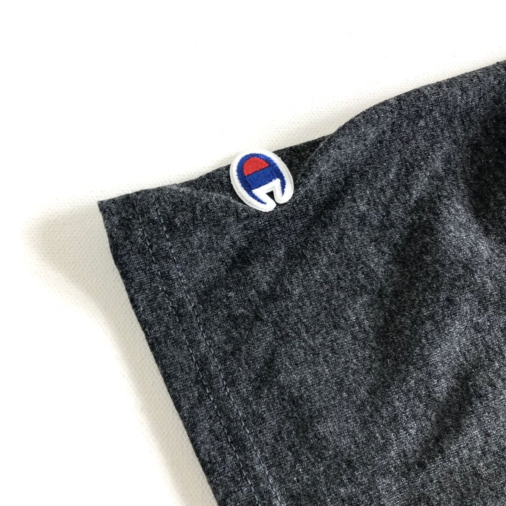 Champion Champion Mens T-Shirt Gray Size Small Abs Rose Logo Graphic Tee Size US S / EU 44-46 / 1 - 3 Thumbnail