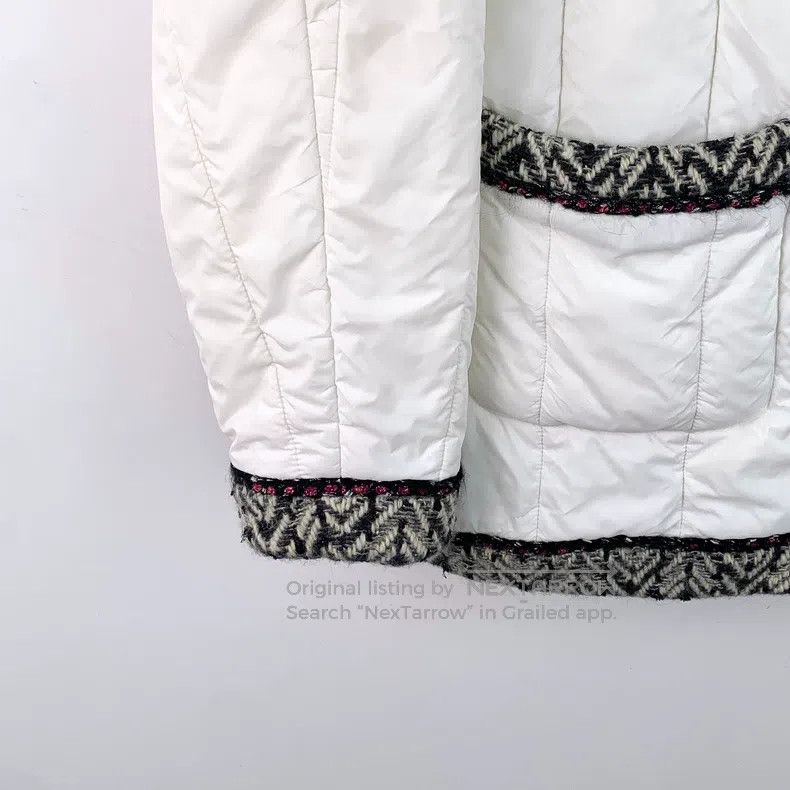 Chanel Chanel Forest Series White Rolled Round-neck Single-breast Size S / US 4 / IT 40 - 4 Thumbnail