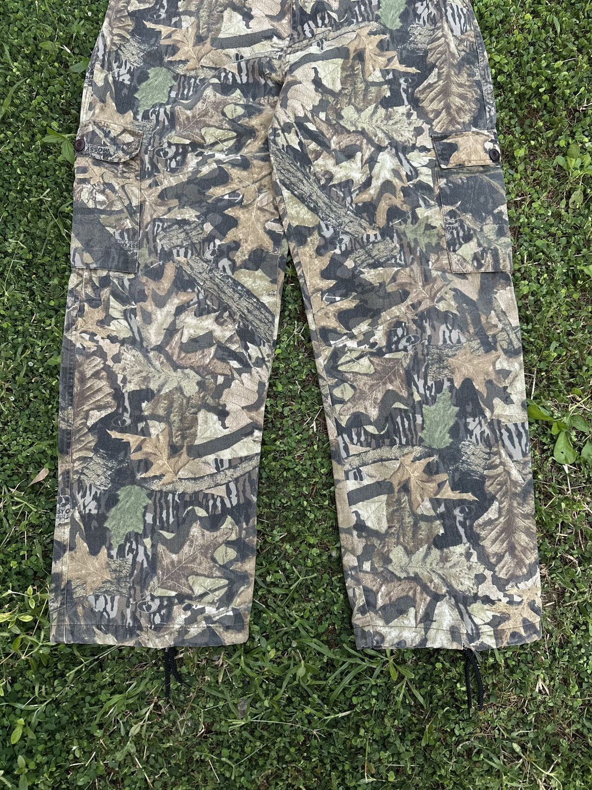 Carhartt × Realtree (37-34” adj.x30) Crazy Vintage Y2K Realtree Camo Cargo Pants Size US 37 - 3 Thumbnail