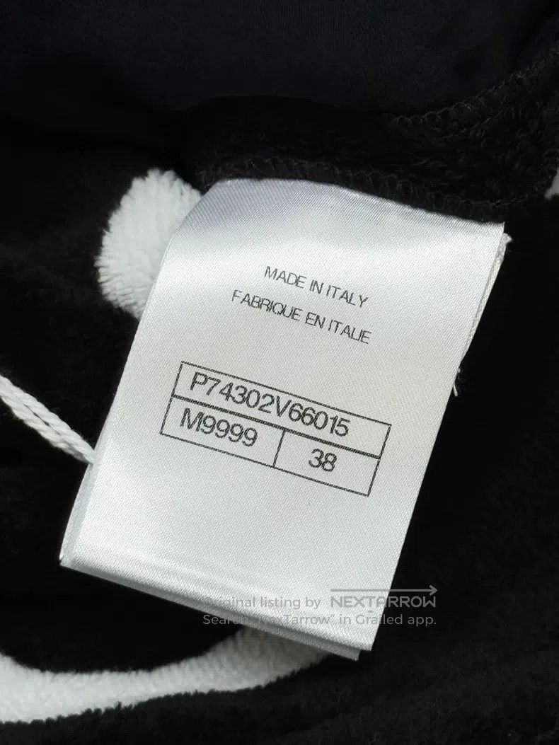 Chanel Chanel Beach series black white letter logo towel shorts Size 25" / US 0 / IT 36 - 9 Thumbnail