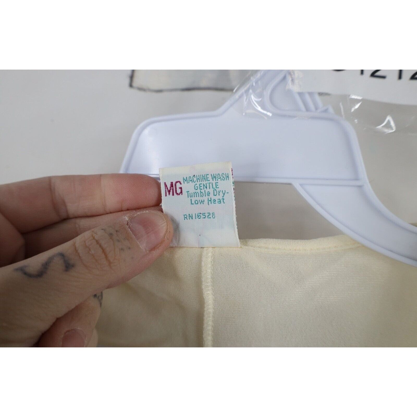 Vintage Vintage 60s 70s Sheer Snap Crotch Ruffled Romper Suit Size XL / US 12-14 / IT 48-50 - 5 Thumbnail