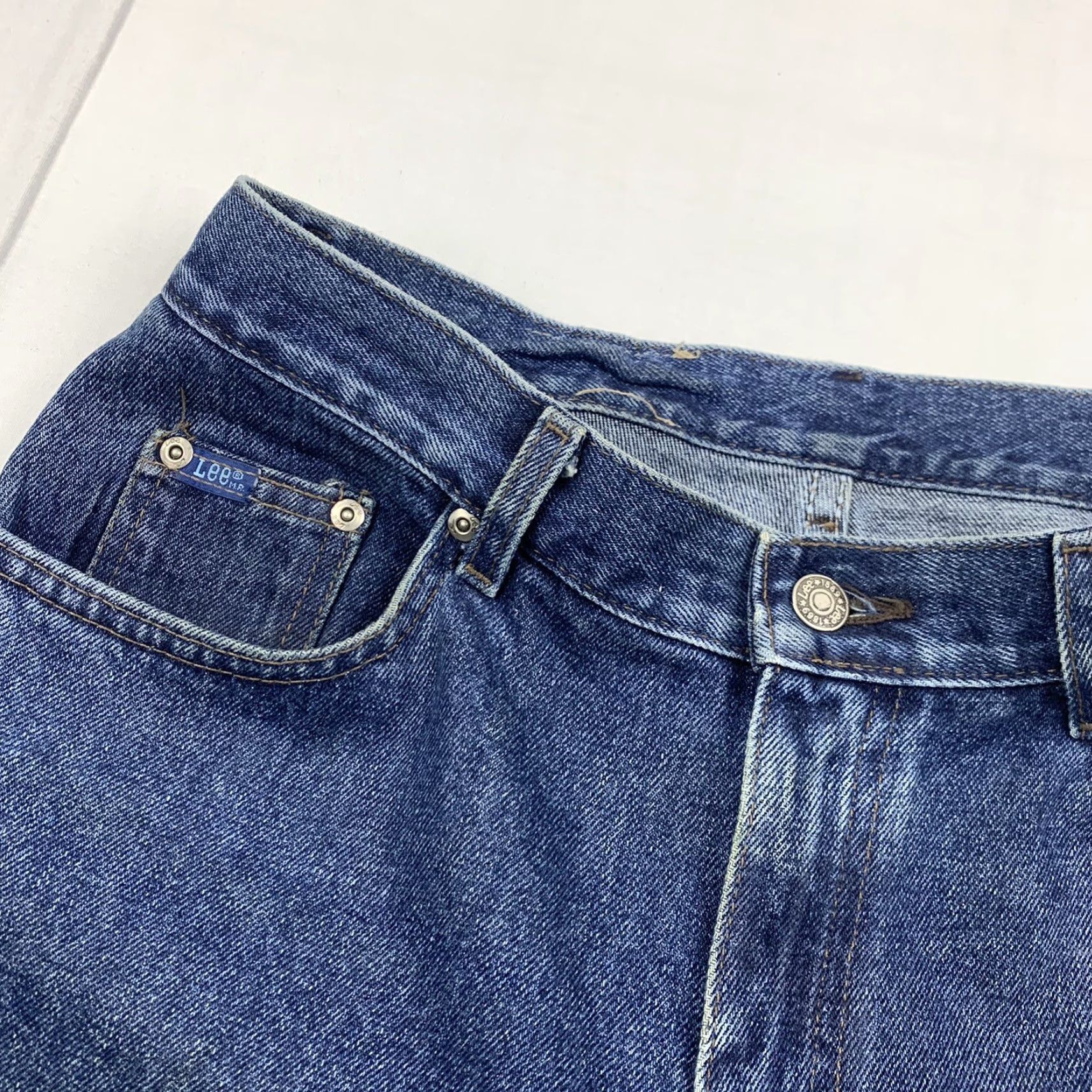 Lee VINTAGE Lee Jeans Womens 16 Long Blue Distressed Denim Grunge 80s 90s USA Jeans (Regular) Womens Size 38" / US 16 / IT 52 - 3 Thumbnail